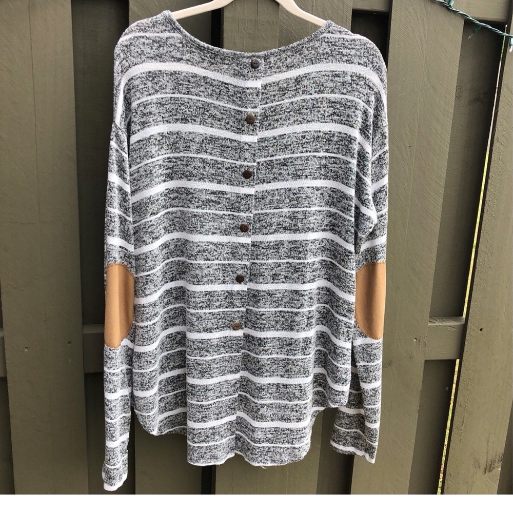Long sleeve top, elbow accent